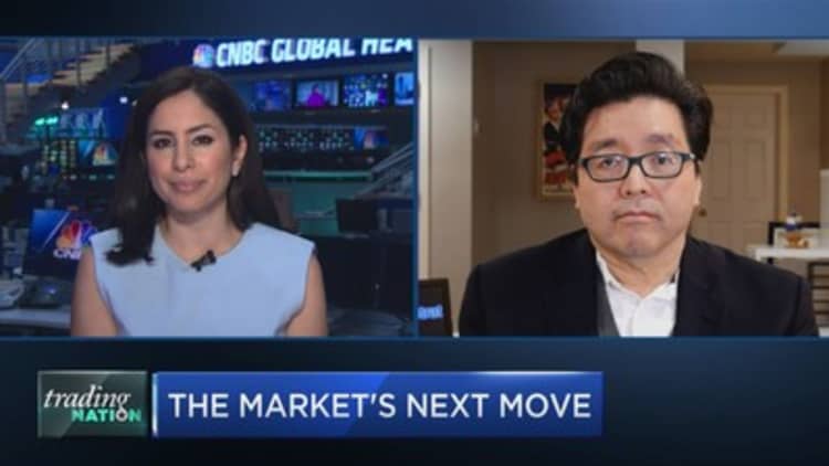 Epicenter stocks and bitcoin will outperform growth trades, Fundstrat's Tom Lee predicts