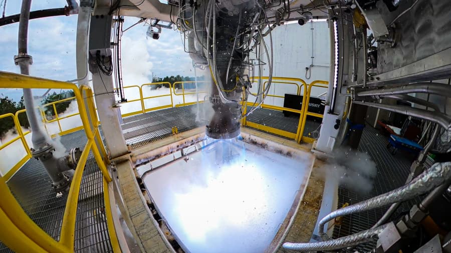 The company test fires an Aeon 1 engine, upgraded with copper and designed for use in the upper stage of the Terran R rocket, at its facility at NASA's Stennis center in Mississippi.