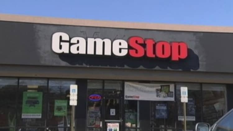 GameStop shares surge as Reddit picks rally again — Here's what experts are watching now