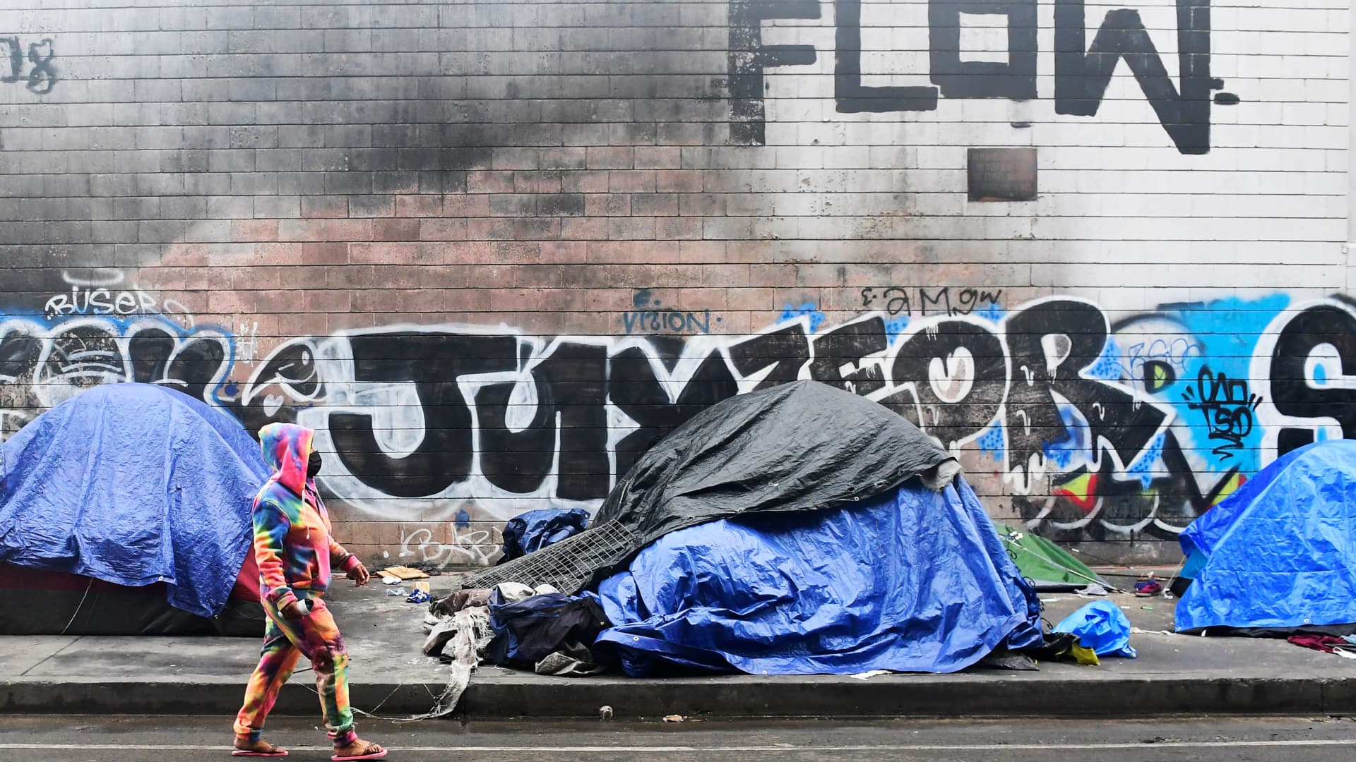 Los Angeles is using AI in a pilot plan to test to forecast homelessness and allocate aid