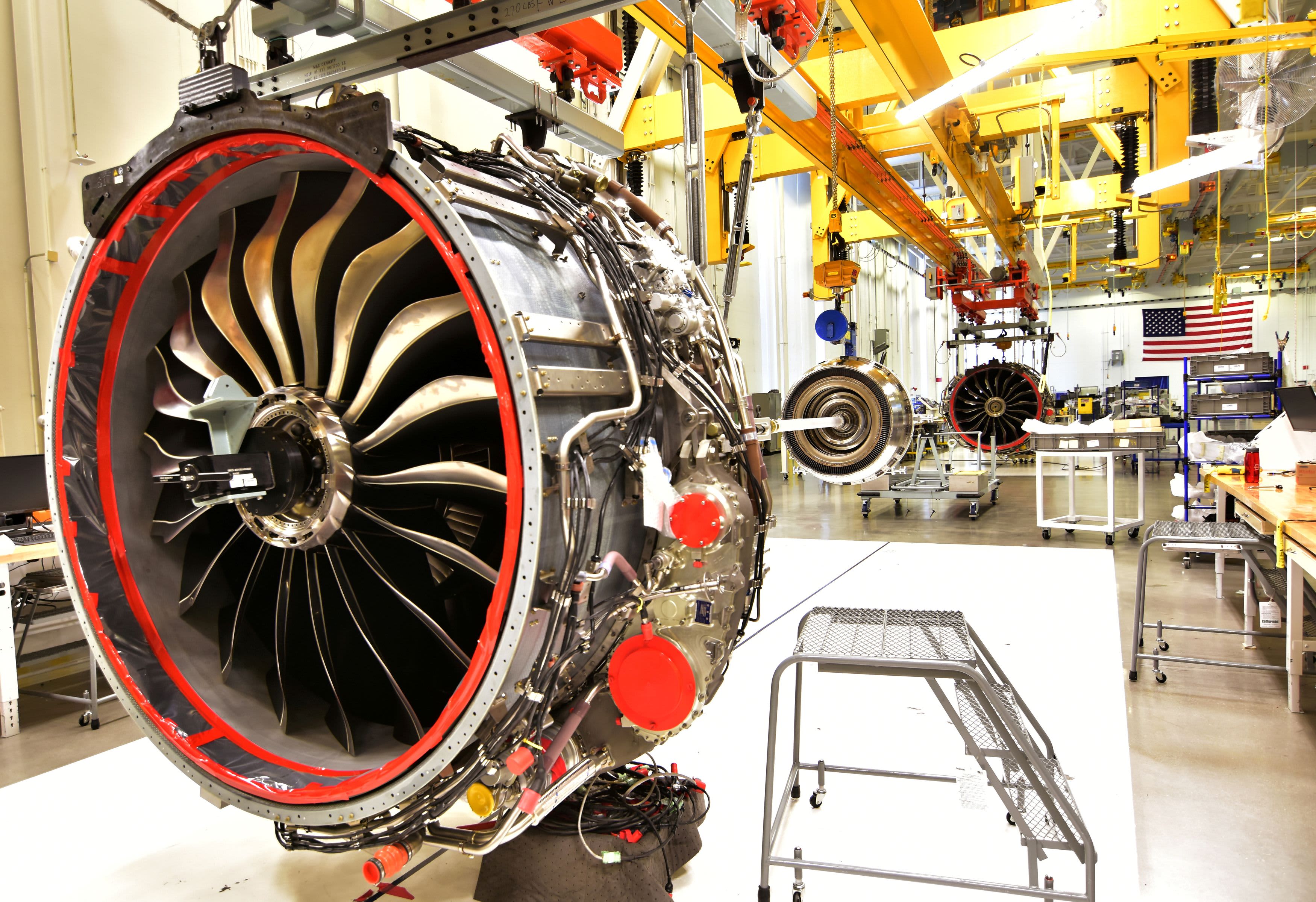 GE aircraft rental unit to combine with competing lessor AerCap