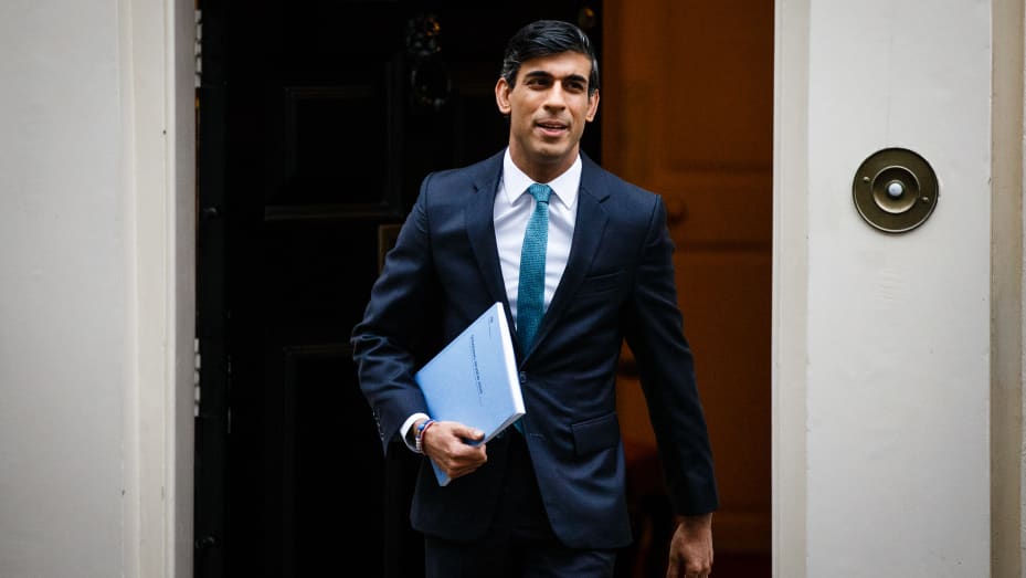 Chancellor of the Exchequer Rishi Sunak leaves 11 Downing Street to announce the Treasury's one-year spending review in the House of Commons in London, England, on November 25, 2020.