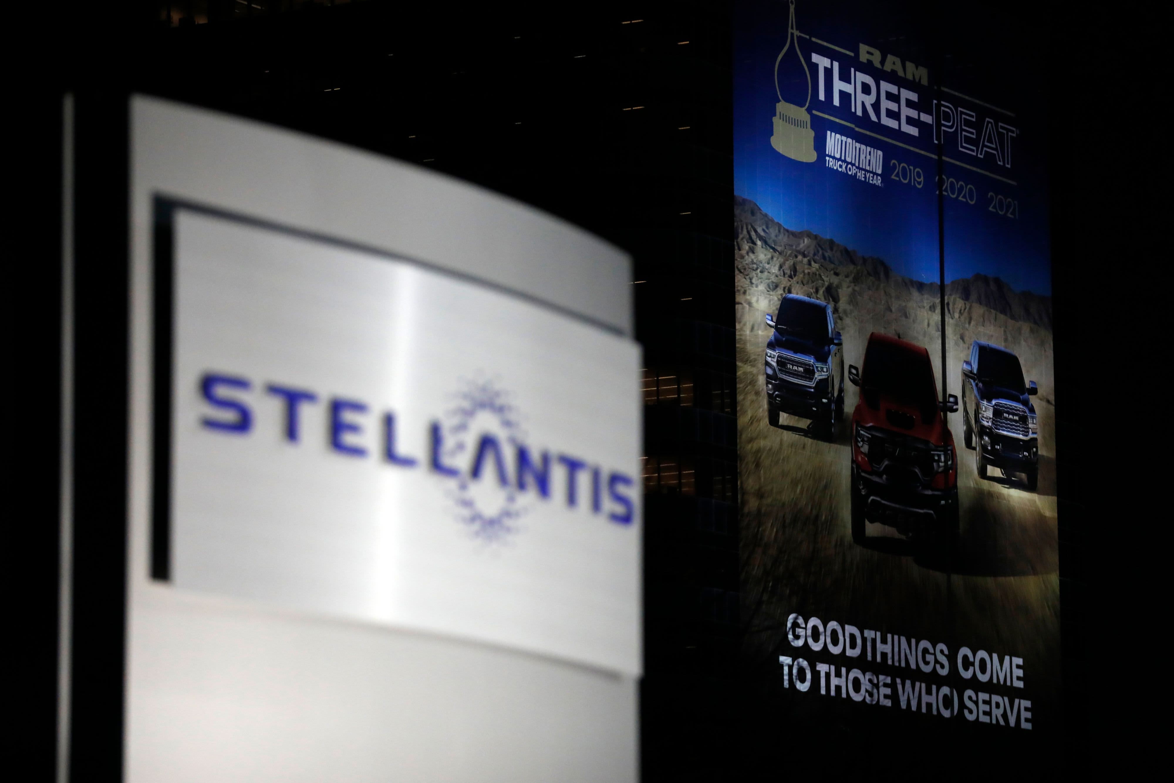 Automaker Stellantis mandates Covid vaccine for U.S. salaried workers