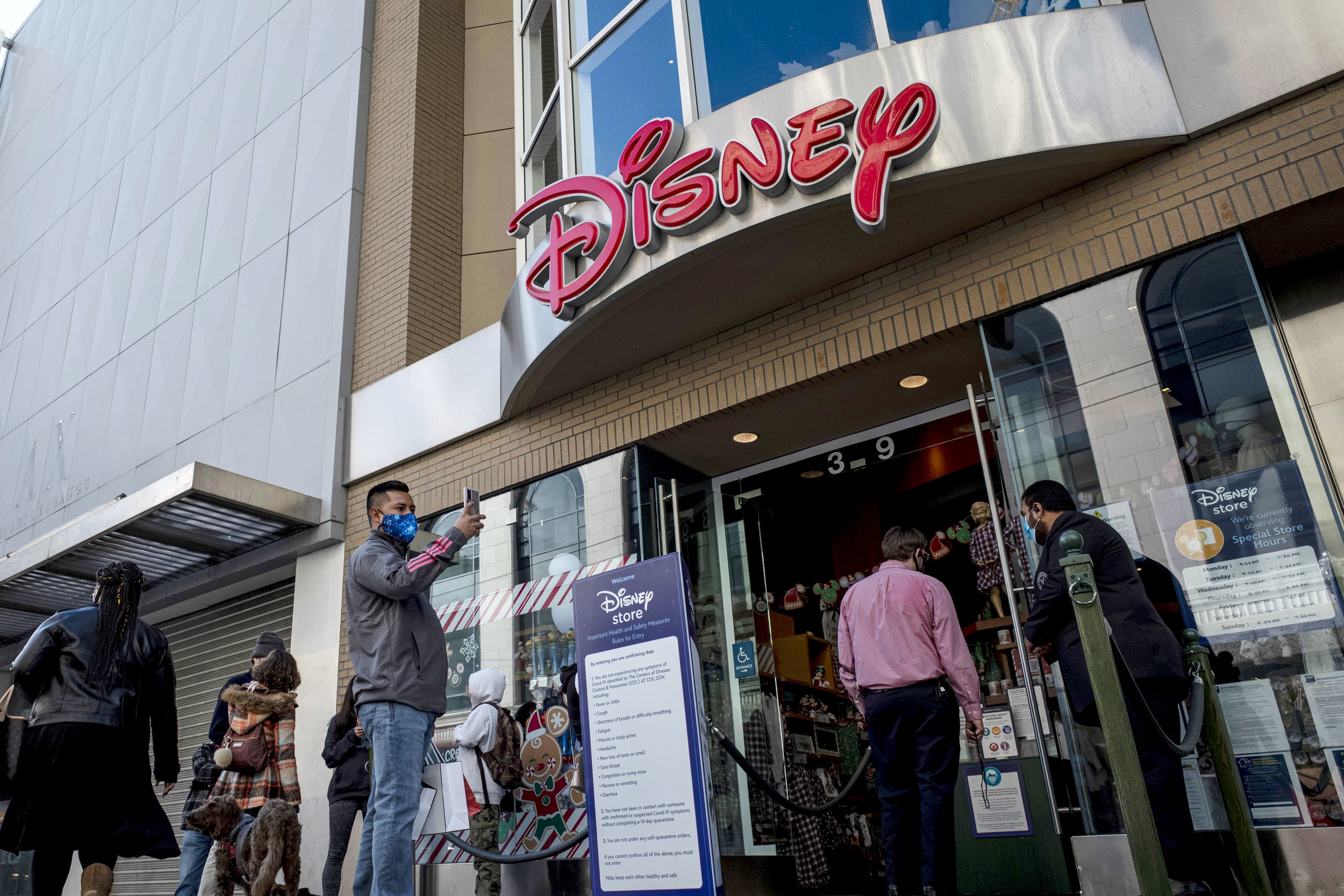 Disney will close 20% of Disney stores by shifting focus to e-commerce