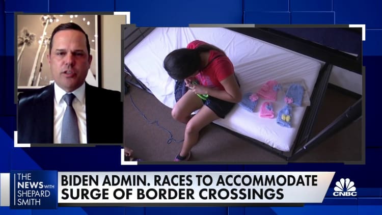 Biden administration deals with surge in border crossings