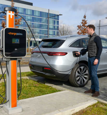 Three out-of-the-box ways to trade the rise of electric vehicles in 2022