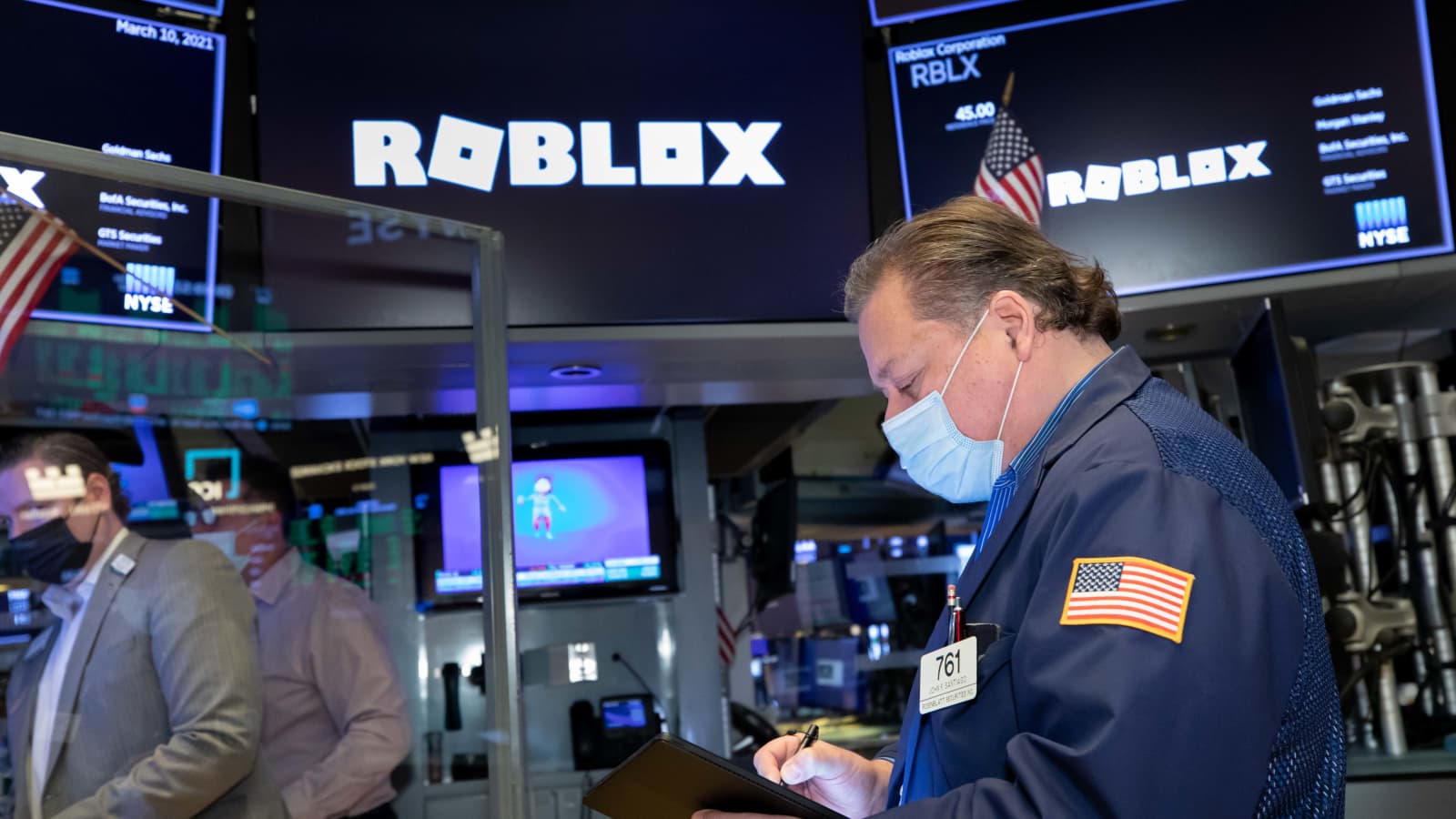 Roblox stock close down 26% after earnings miss