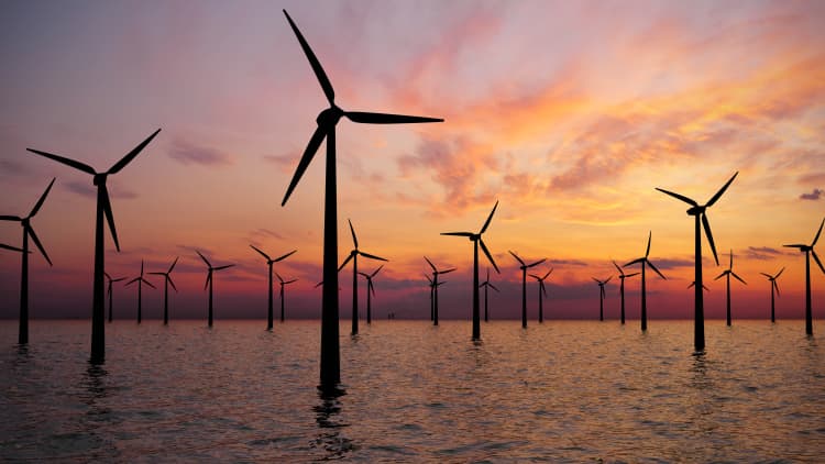 The ‘world’s largest floating wind farm’ produces its first power