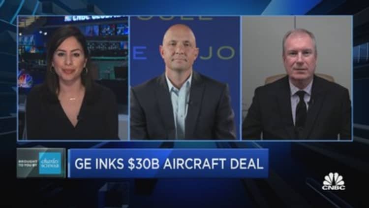 Trading Nation: Two traders debate the value of GE