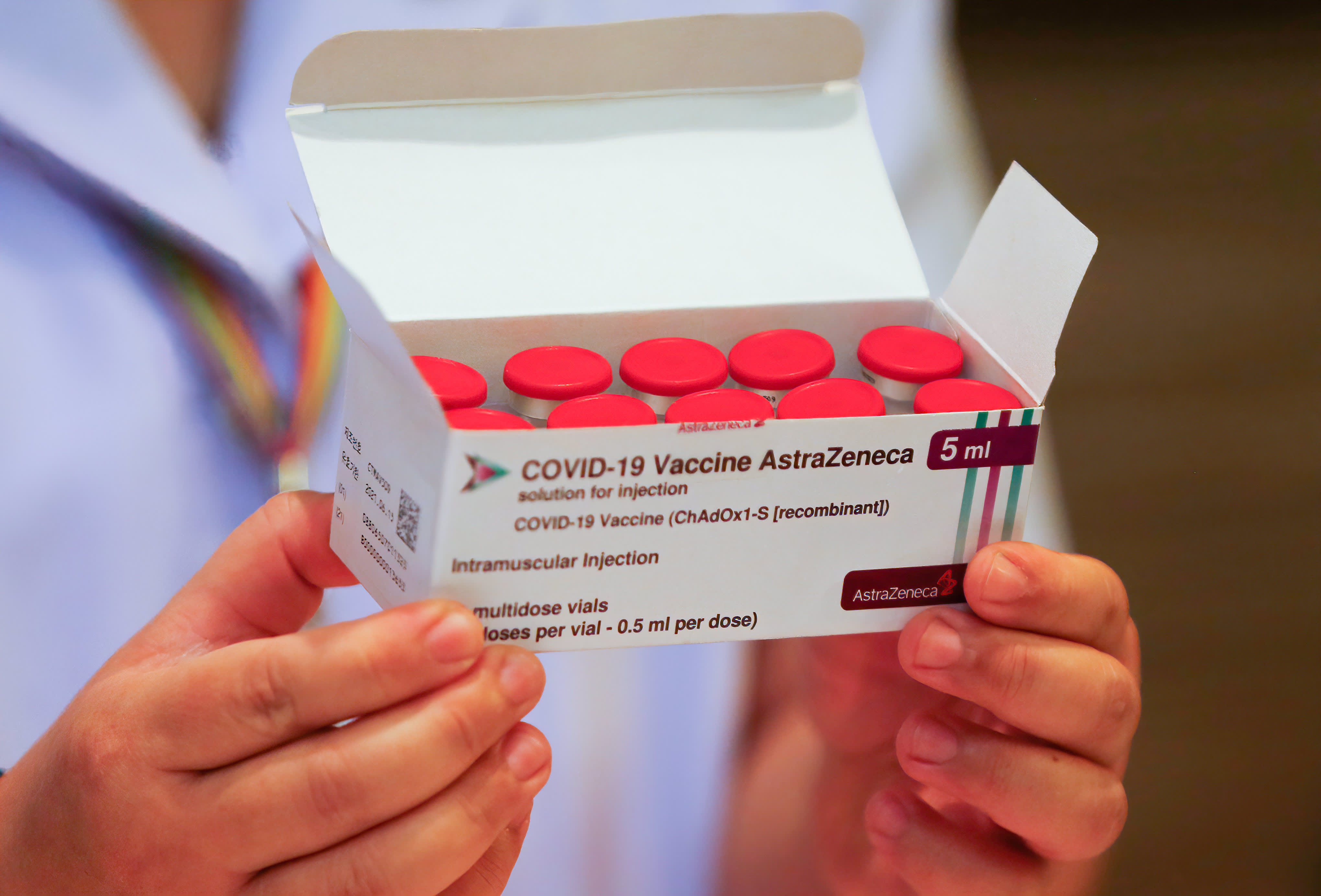 Solution injection for vaccine covid-19 astrazeneca Information for