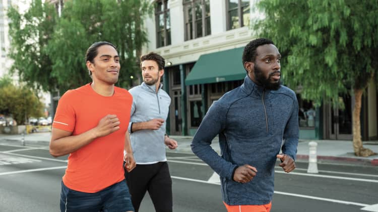 Dick's Sporting Goods launches men's athleisure line to compete with Lululemon