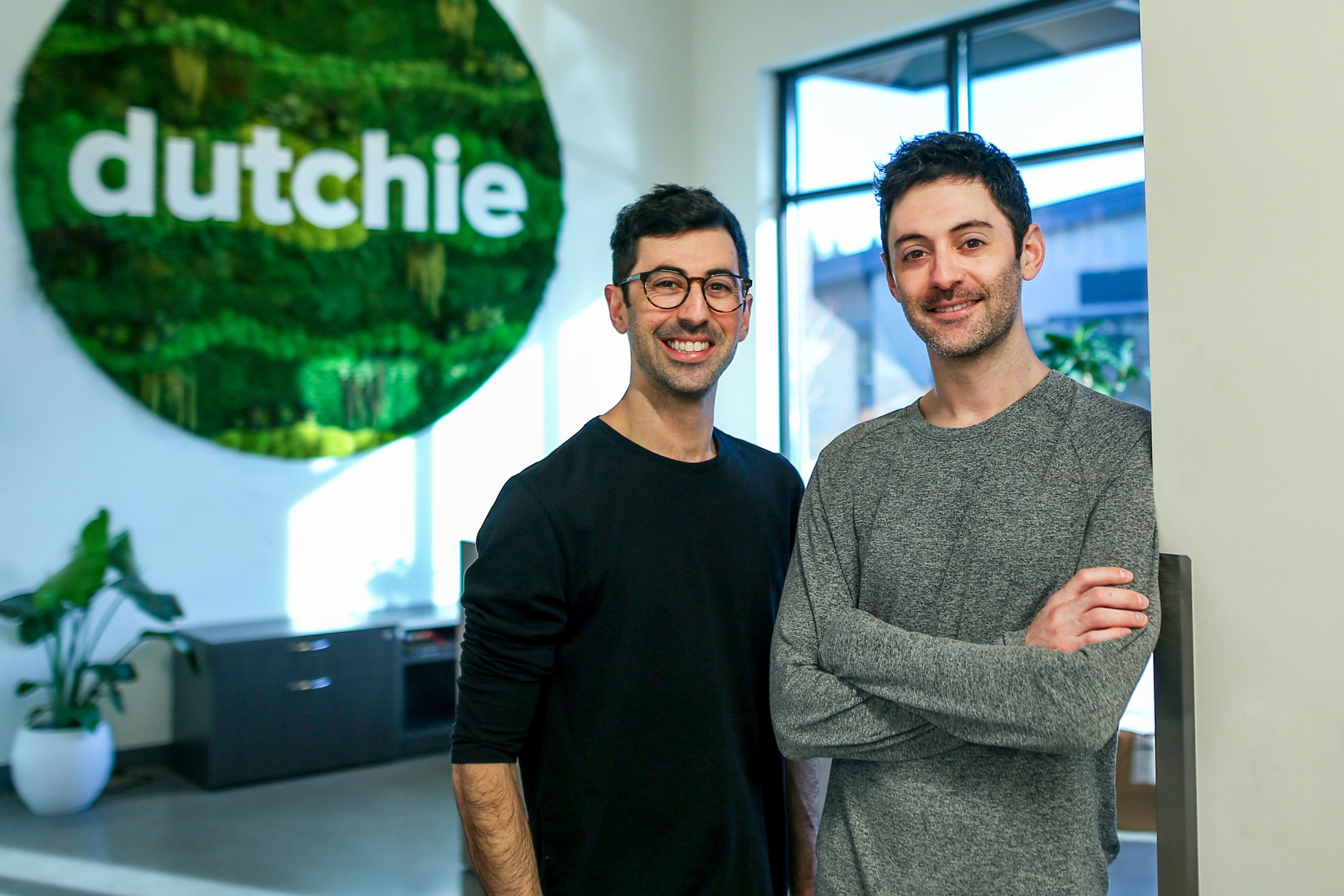Dutchie raises $ 200 million in funding;  buys Greenbits, LeafLogix