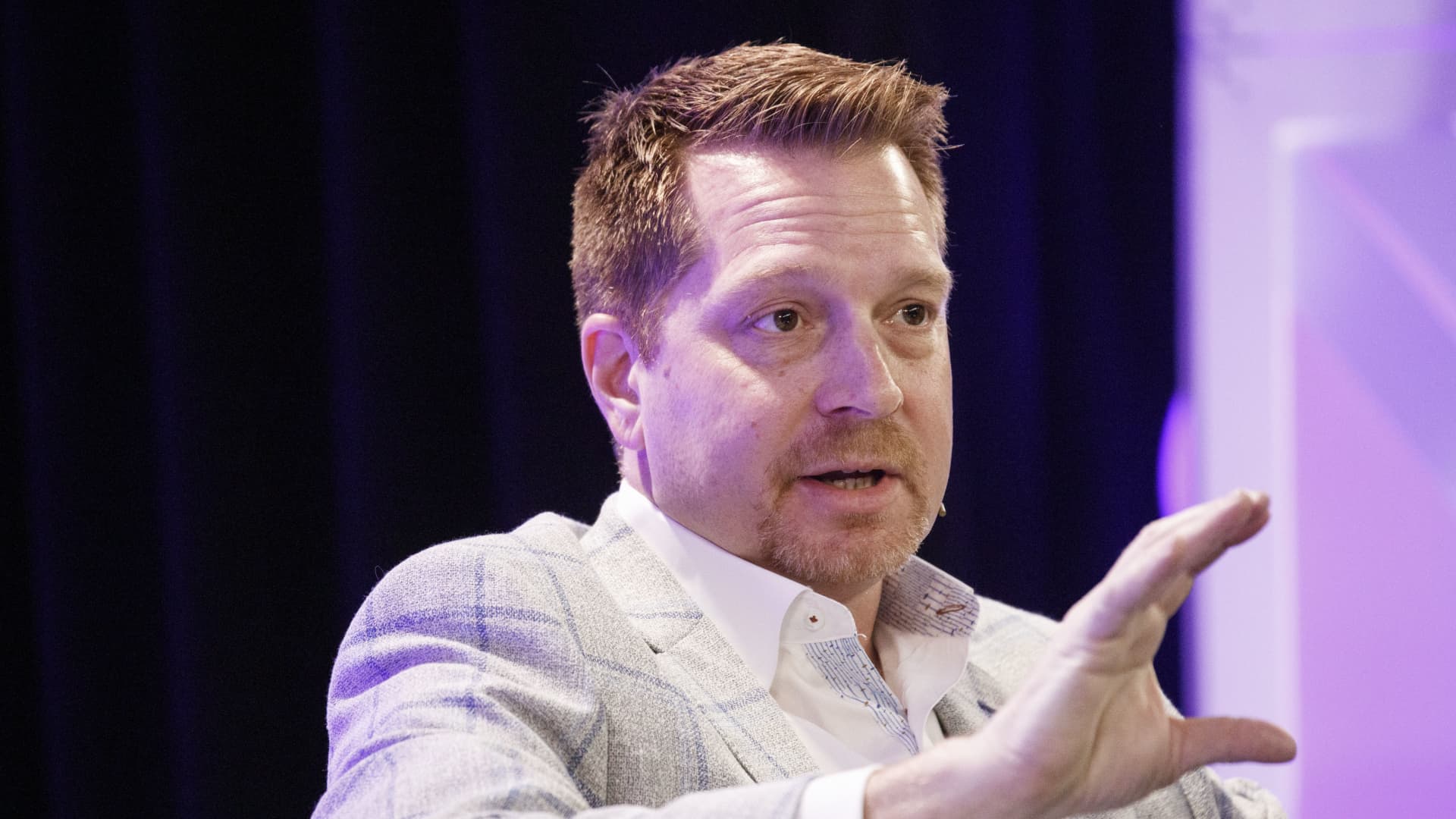 Shares of CrowdStrike fall after 'disappointing' earnings, Morgan Stanley says buy the dip