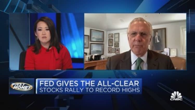 Wall Street doesn't 100% believe Fed chief Powell, says fmr. Dallas Fed President Richard Fisher