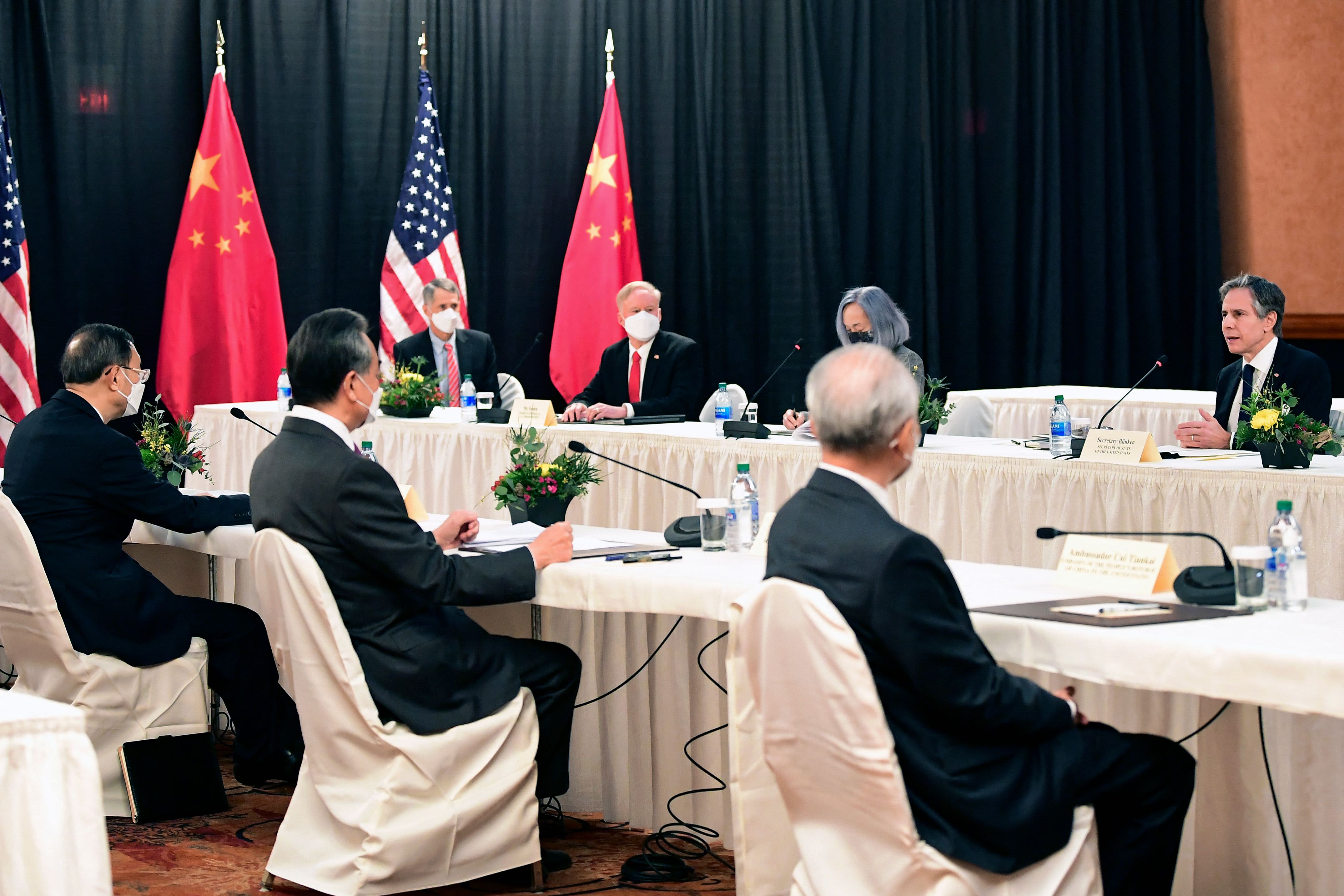 U.S.-China talks kick off with a 'frigid' start, but former Pentagon official says that's not surprising