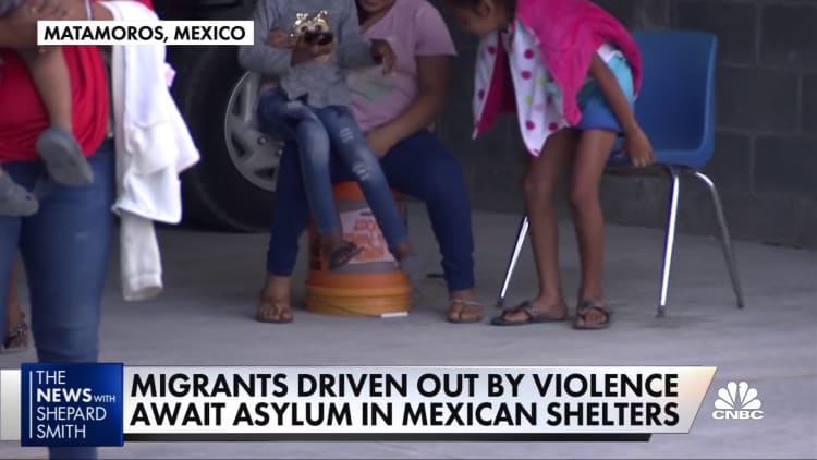 Migrants driven out by violence await asylum in Mexican shelters