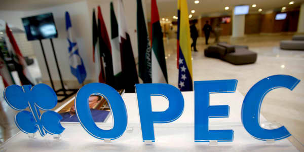 Three things to watch for from the OPEC meeting, including a likely market-moving supply cut