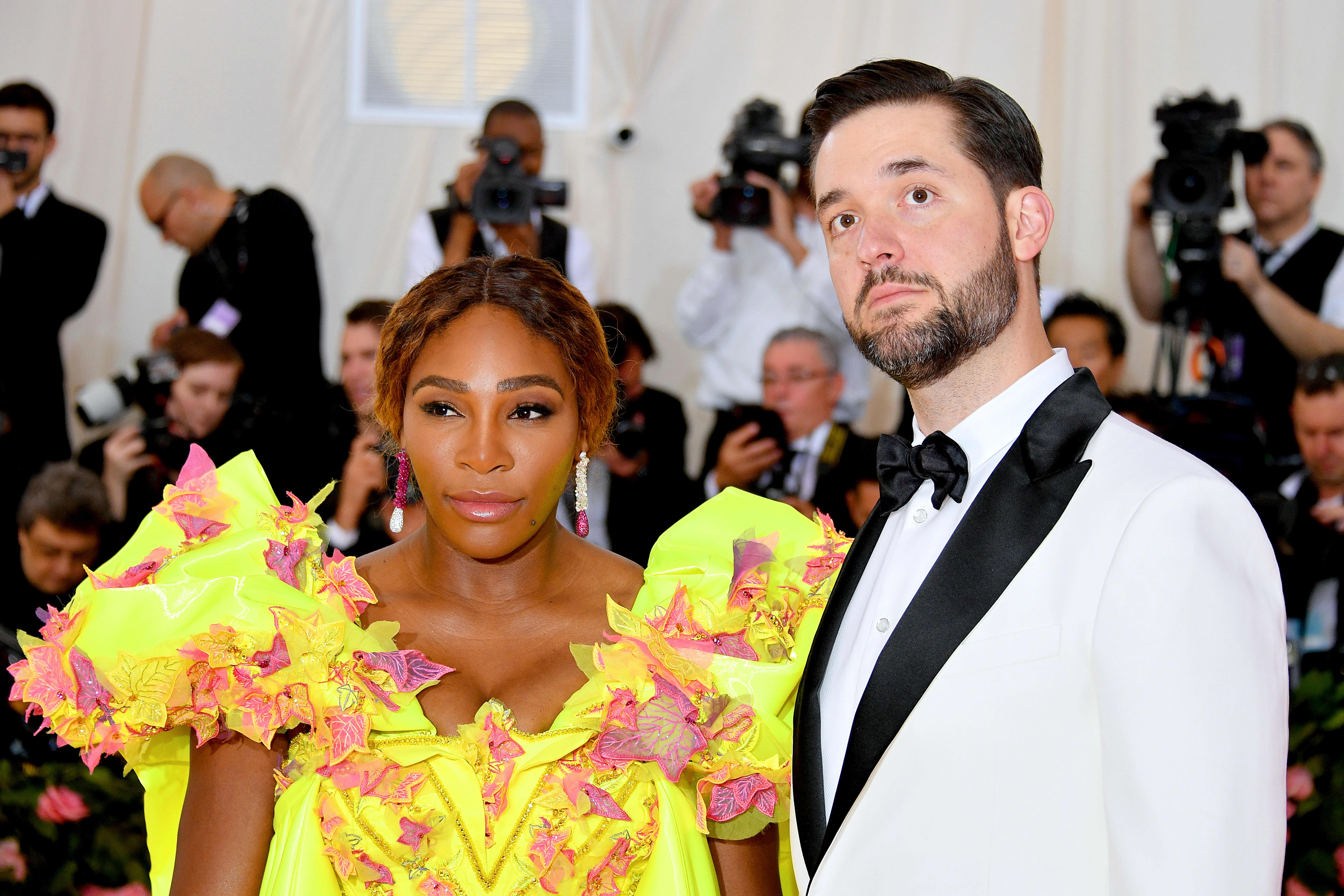 Serena Williams, Alexis Ohanian is investing in bitcoin prize startup Losing