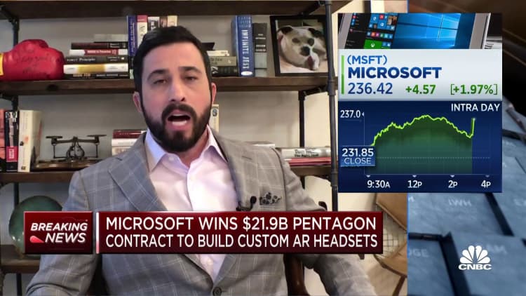 Microsoft wins military contract that could be worth $22 billion over 10 years