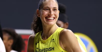 CarMax ads with basketball star Sue Bird go viral, call attention to gender bias
