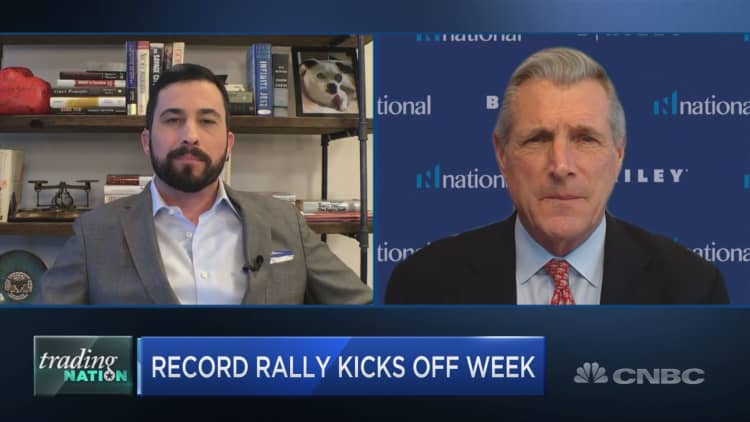 Market's record win streak is healthy because it's broad-based, top strategist Art Hogan says