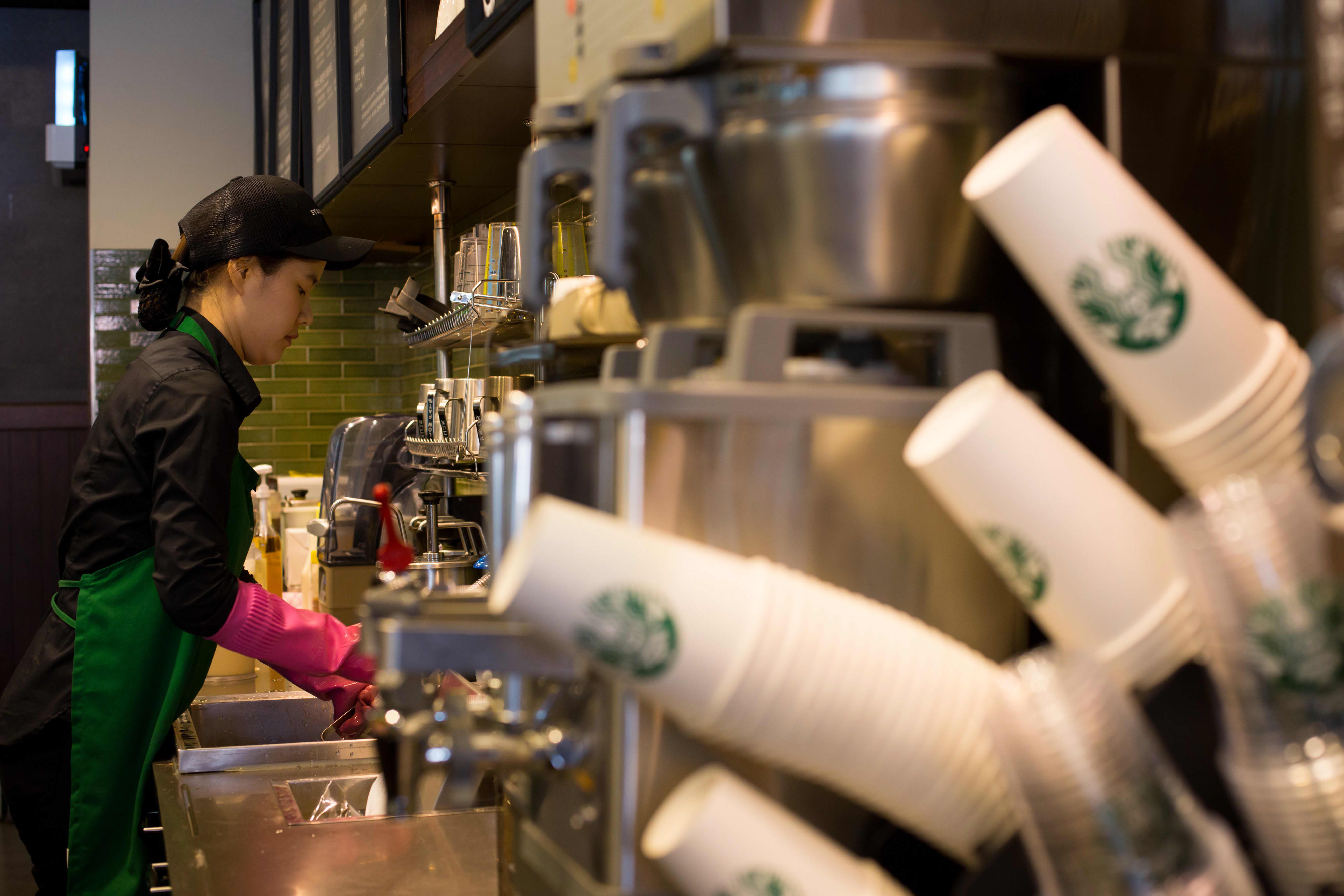 Starbucks to strike South Korea cup disposable cups by 2025