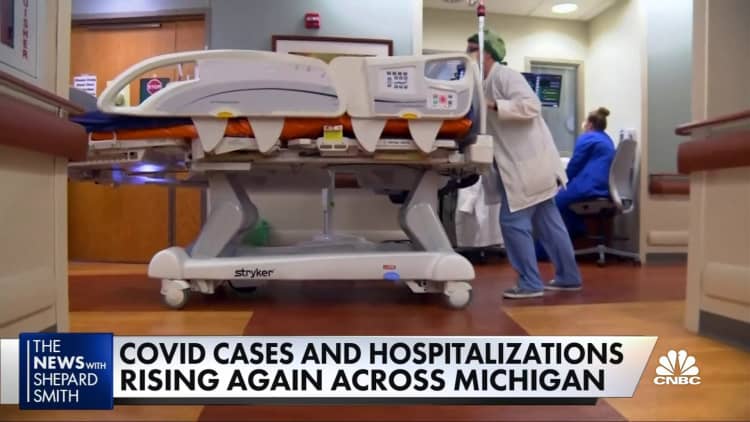 Covid cases surge in the Midwest