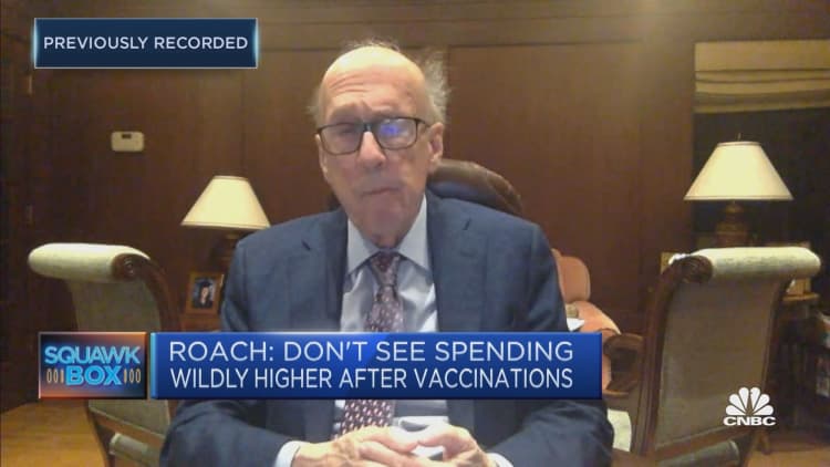 Don't expect 'dramatic' rebound in U.S. consumer spending, says Stephen Roach