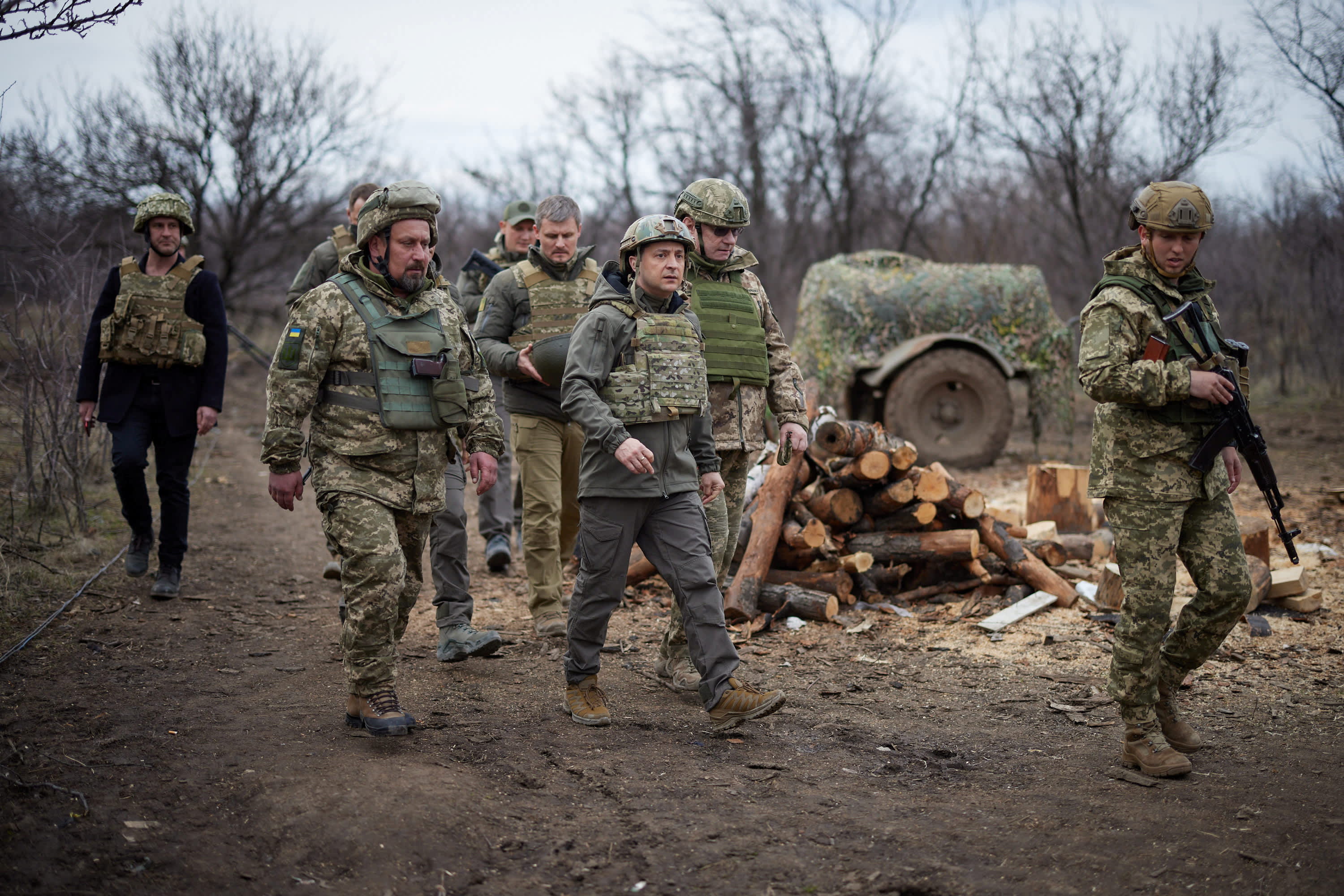 Пикник на донбассе. Армия Украины 2010. Украина Донбасс.