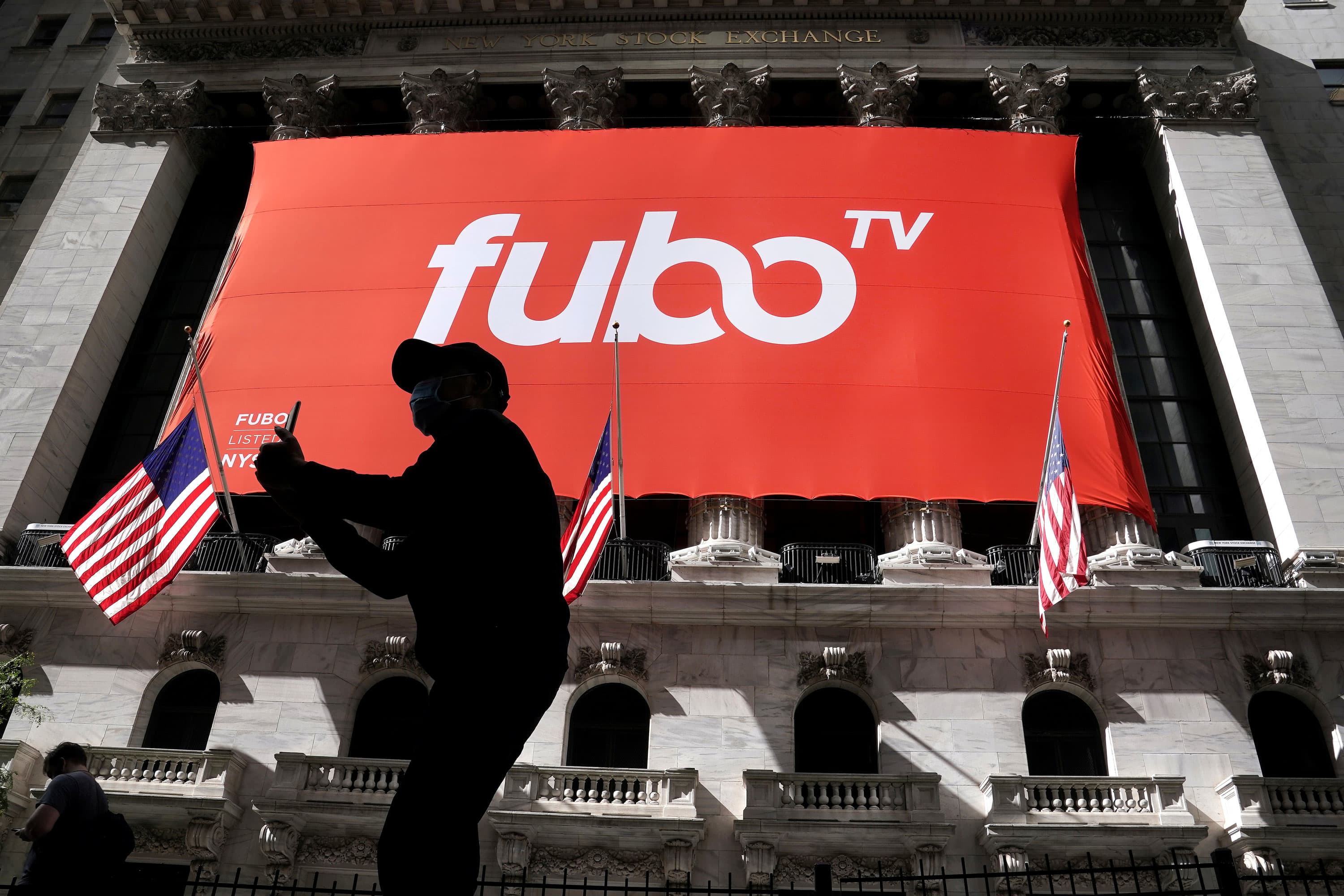 Wedbush, hisse senedi geri çekilmesinden sonra fuboTV'yi 'zorlayıcı giriş noktası' gerekçe göstererek daha iyi performans gösterecek şekilde yükseltti
