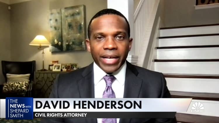 Civil rights lawyer Henderson says Chauvin defense is 'behind the eight ball'