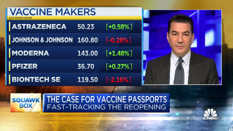Former FDA chief Dr. Scott Gottlieb makes the case for vaccine passports
