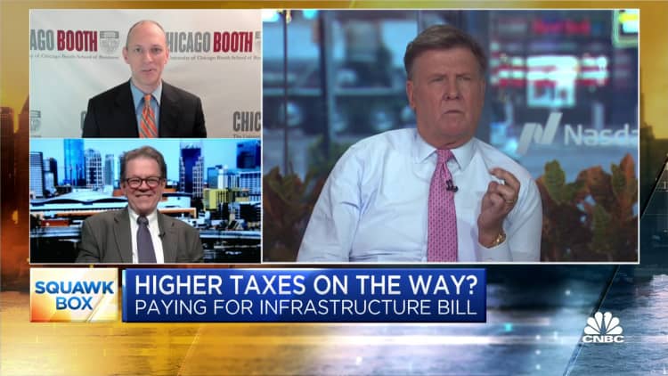 Art Laffer, Austan Goolsbee debate GOP tax cut, Biden's tax plan