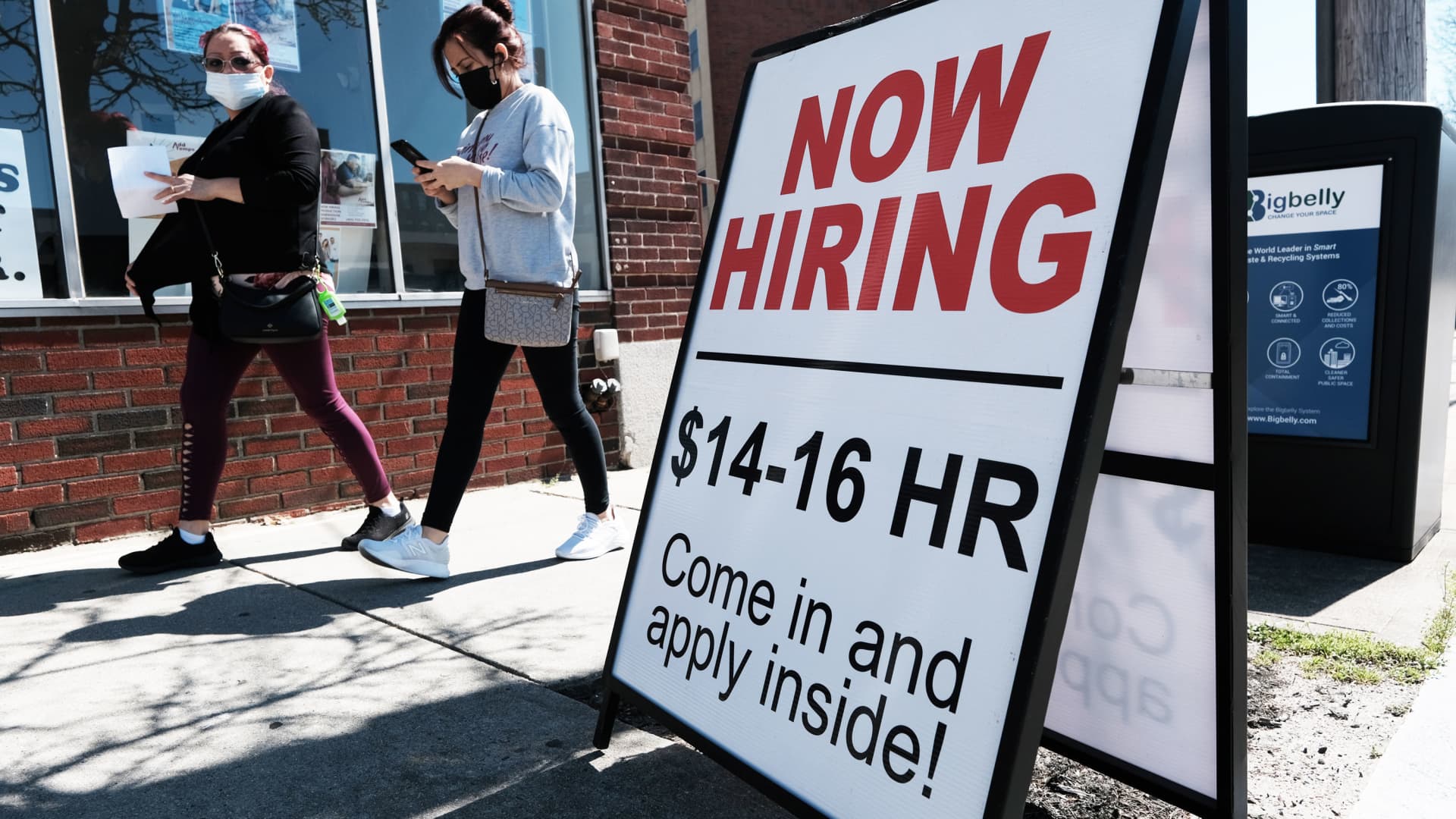 Economy added 431,000 jobs in March despite worries over slowing growth