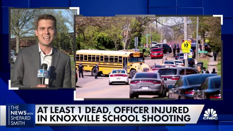 At least 1 dead, officer injured in Knoxville school shooting