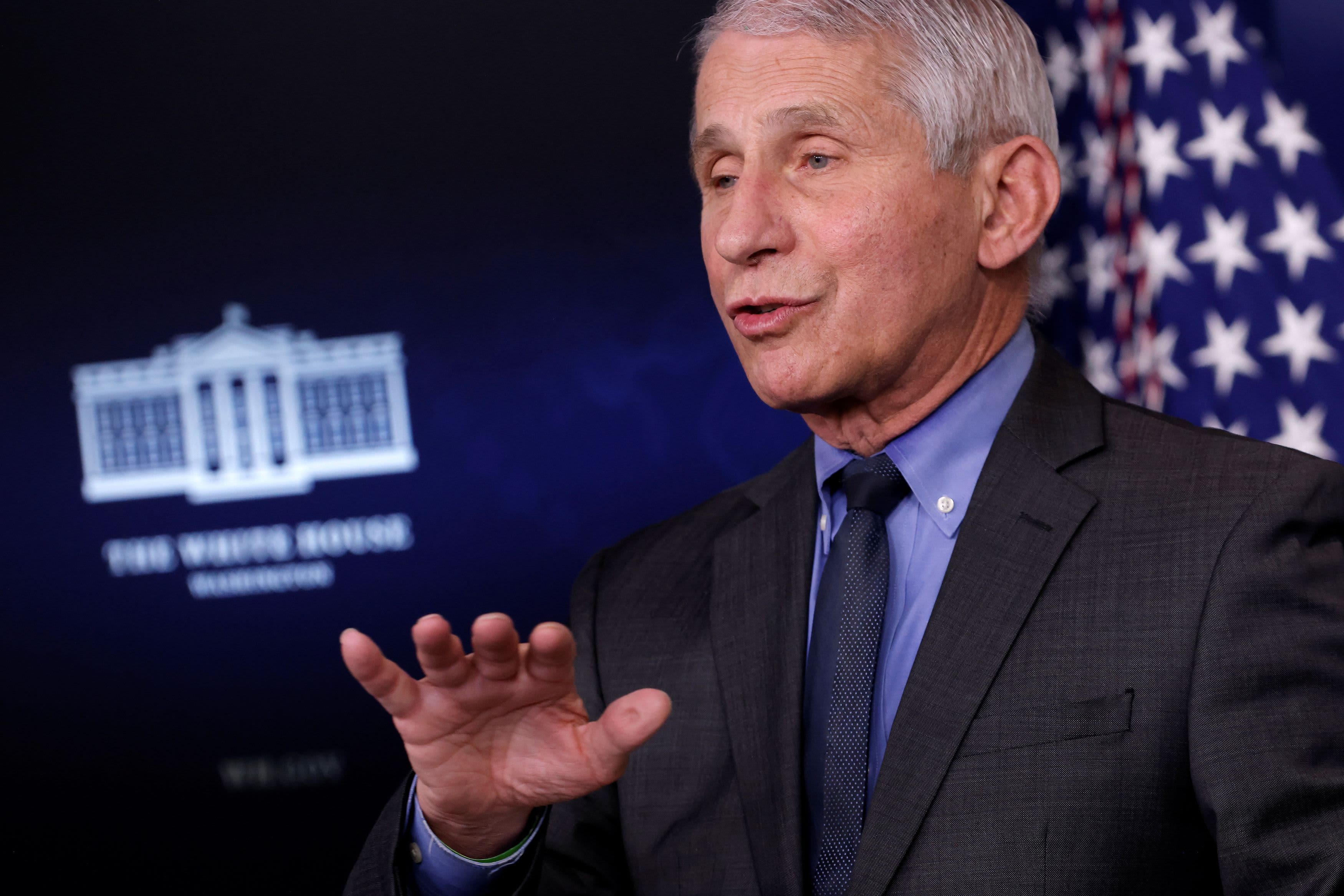 Dr. Anthony Fauci explains what the US “break” means for J & J’s Covid vaccine