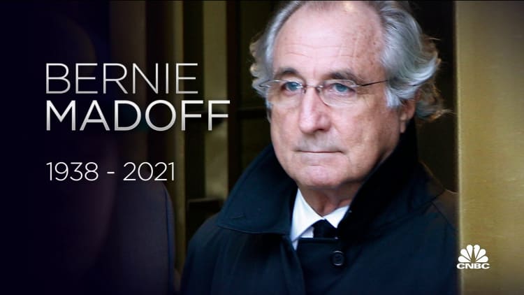 Bernie Madoff, architect of the nation’s biggest investment fraud, dies at 82