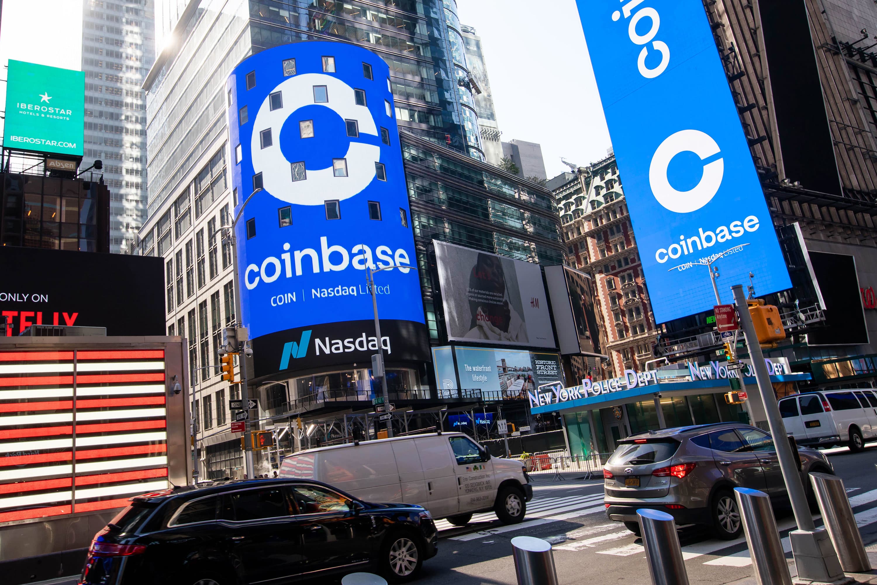 Here's who just got rich from the Coinbase debut  image