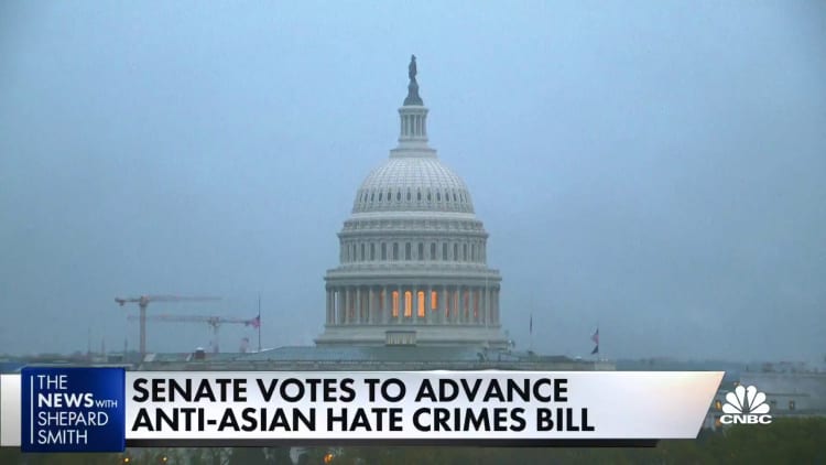 Senate votes to advance anti-Asian hate crimes bill