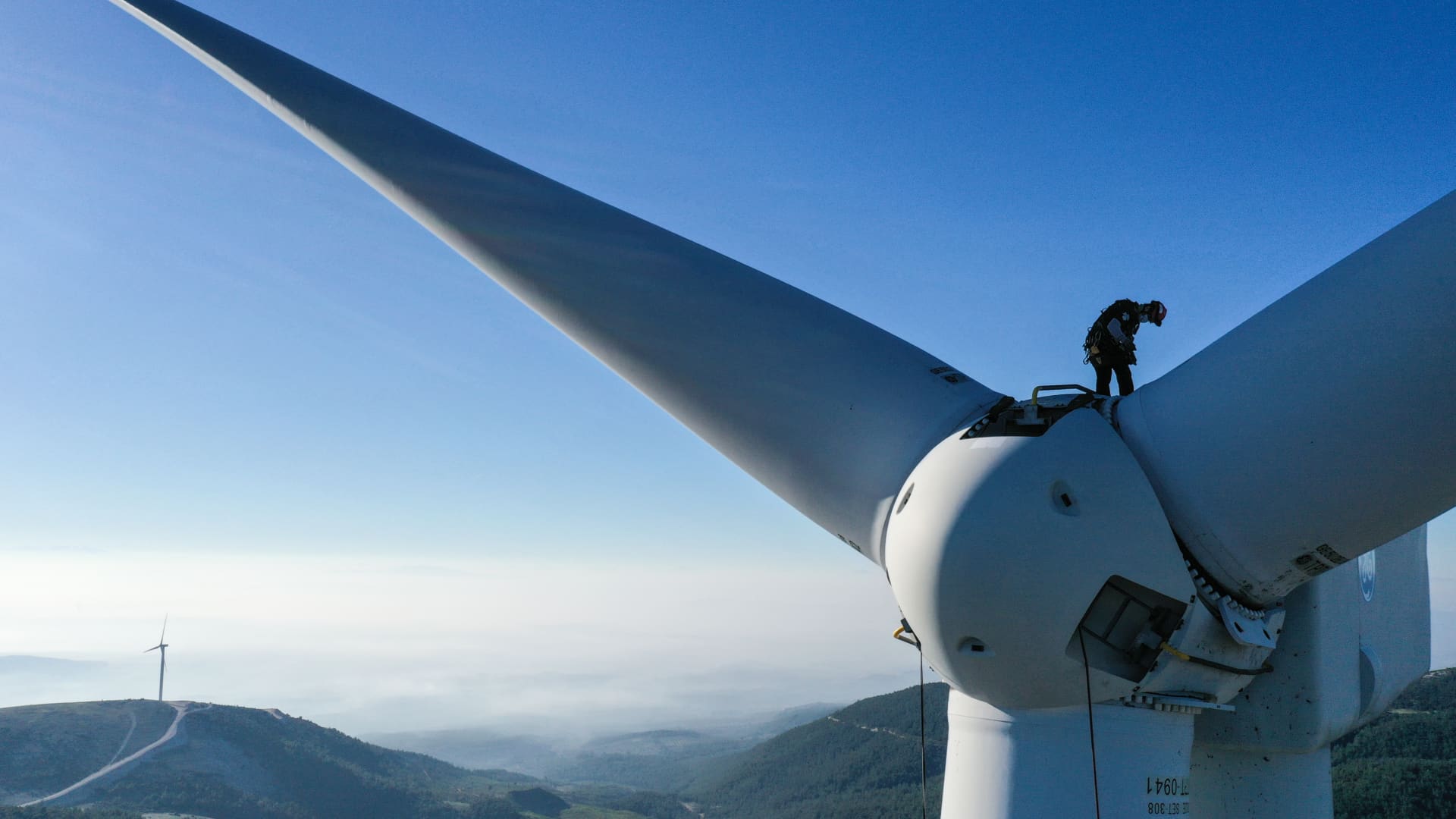 A 'quantum leap': Monster wind turbines are going to get even bigger