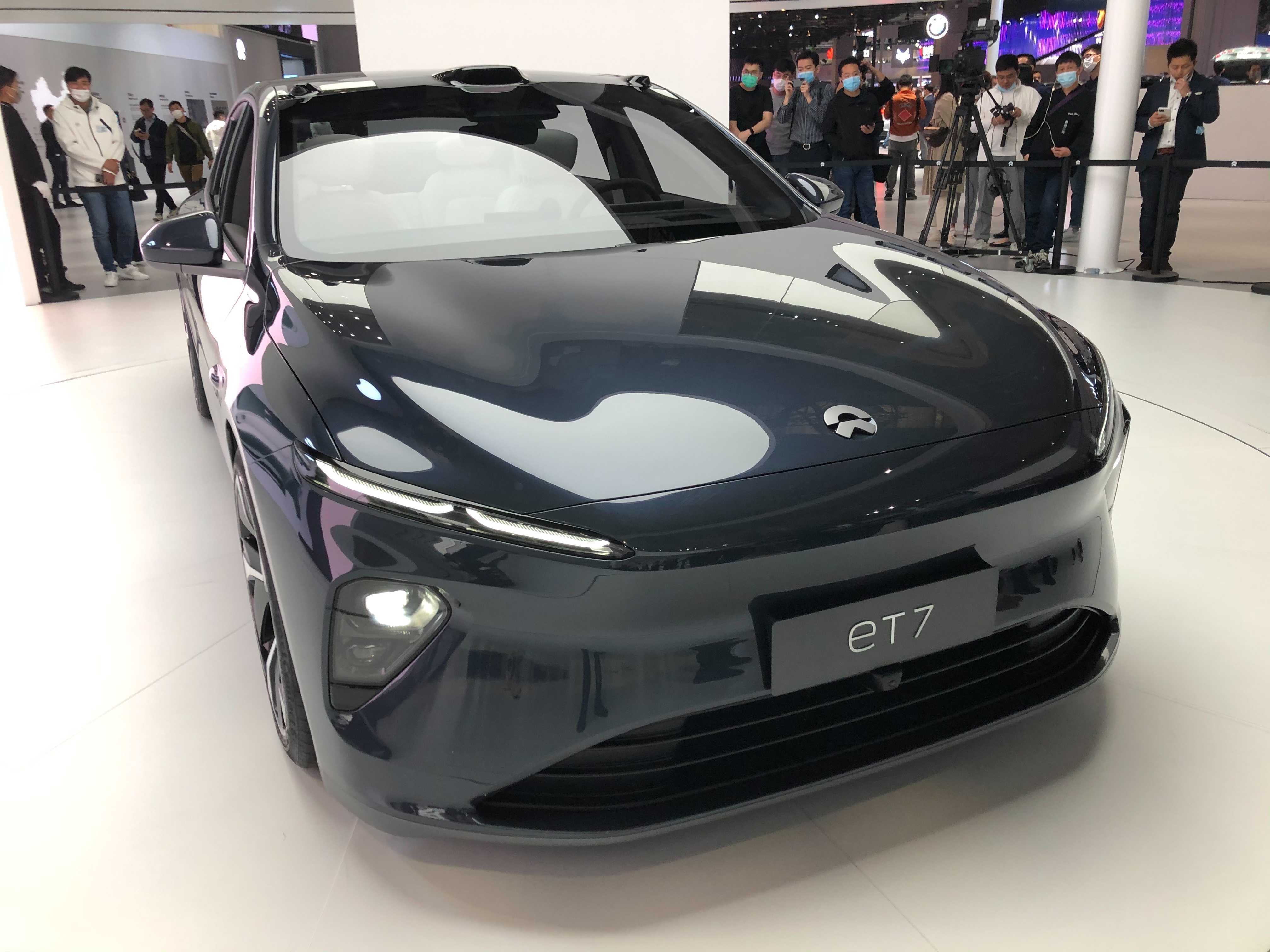 Chinese Tesla rival Nio narrows losses as revenue surges 127%