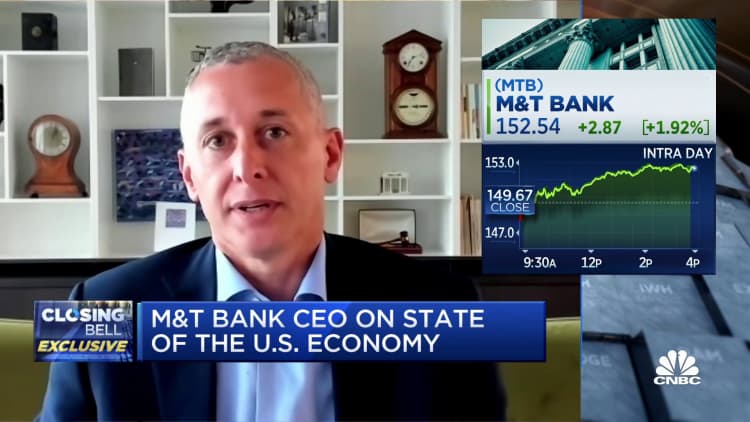 M&T Bank CEO: We're going to see robust recovery due to stimulus