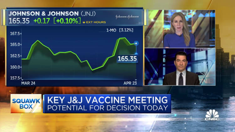 Dr. Gottlieb on key J&J vaccine meeting, reports of new Covid variant