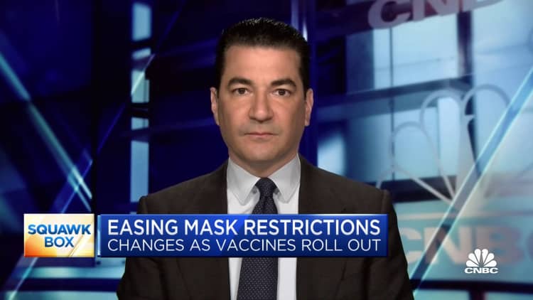 Dr. Scott Gottlieb says outdoor mask requirements should be lifted