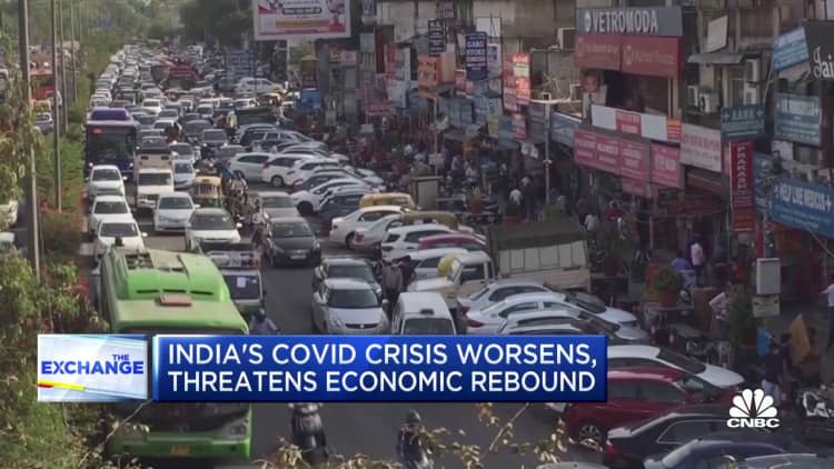 As India's Covid crisis worsens, it threatens the economic rebound
