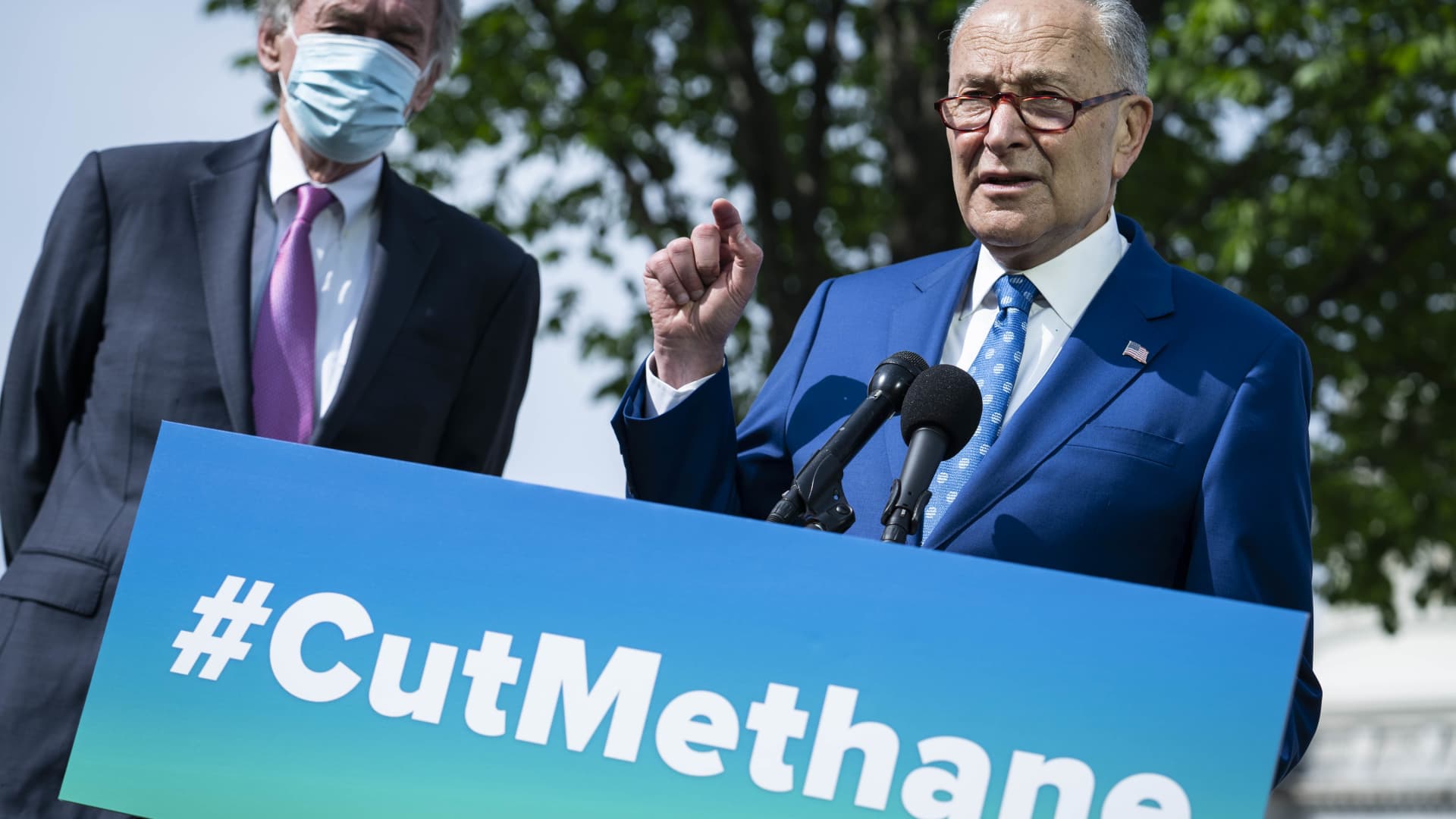 U.S. Senate Majority Leader Sen. Chuck Schumer (D-NY) (L) and Senator Ed Markey (D-MA) participate in a news conference about the Senate vote on methane regulation outside of the U.S. Capitol on April 28, 2021 in Washington, DC.