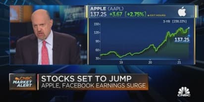 Jim Cramer reacts to Goldman admitting it was wrong on Apple