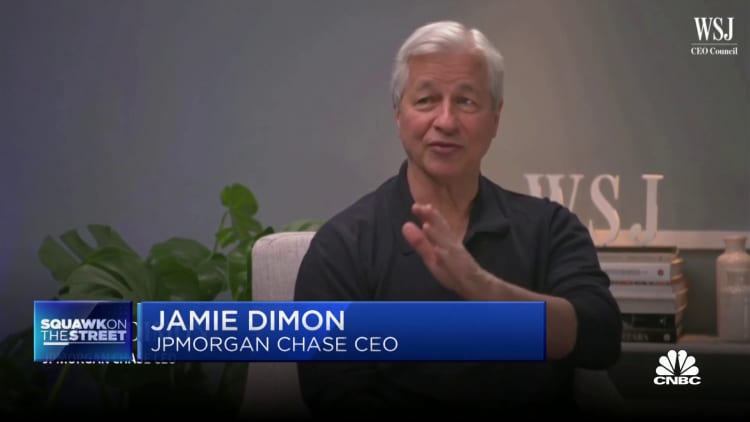 Jamie Dimon: Strong economy will go into 2022, possibly 2023