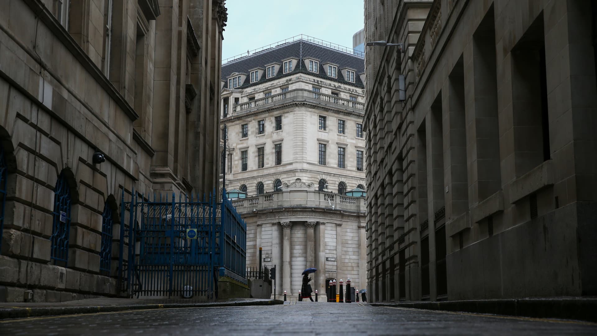 Bank of England raises its benchmark rate by 75 basis points, its biggest hike in 33 years