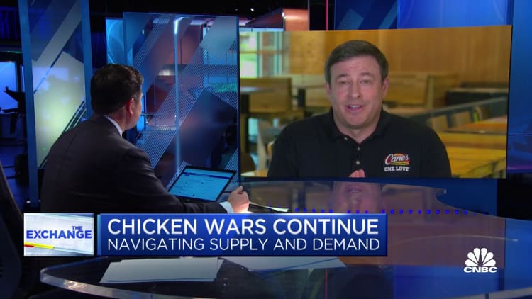 How restaurants are tackling the chicken shortage